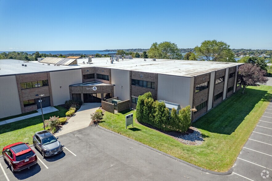 More Photos Of 88 Silva Ln, Middletown Office For Lease