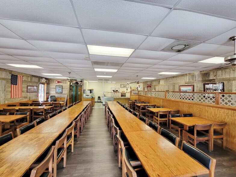 More Photos Of 530 Devine St, Columbia Restaurant For Sale