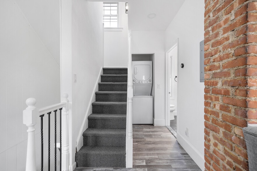 More Photos Of 969 Broad St, Bloomfield Office For Sale