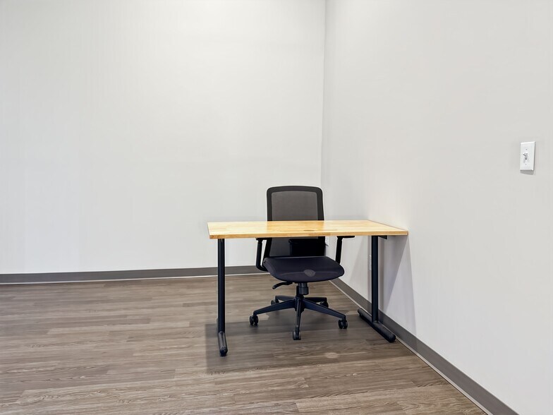 More Photos Of 1038 Quarrier St, Charleston Coworking Space