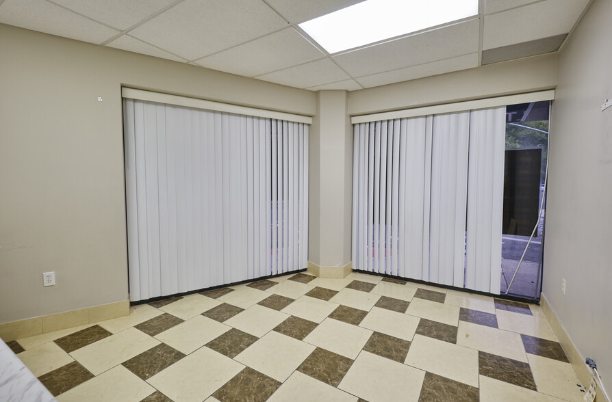 More Photos Of 2596-2598 Third Ave, Bronx Medical For Sale