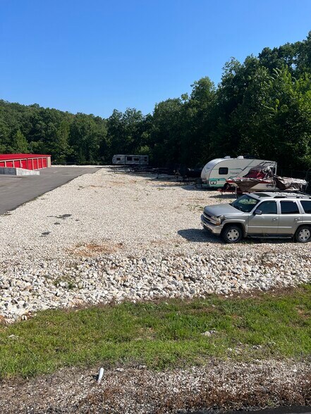 More Photos Of 2560 Old Route 5, Camdenton Self Storage For Sale