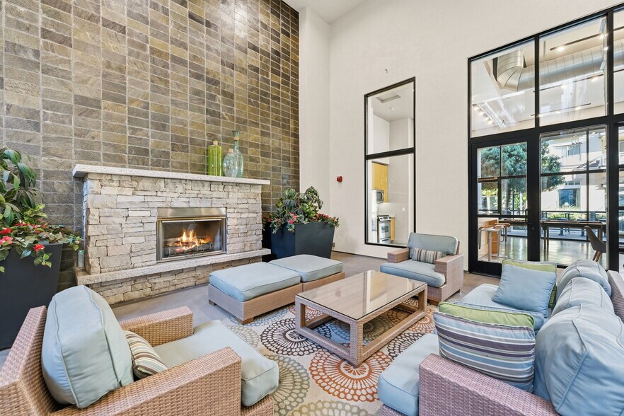 More Photos Of 133 The Promenade N, Long Beach Apartments For Sale