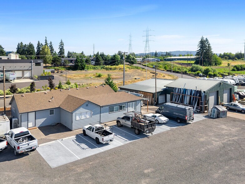 More Photos Of 19935 SW Cipole Rd, Sherwood Industrial For Lease