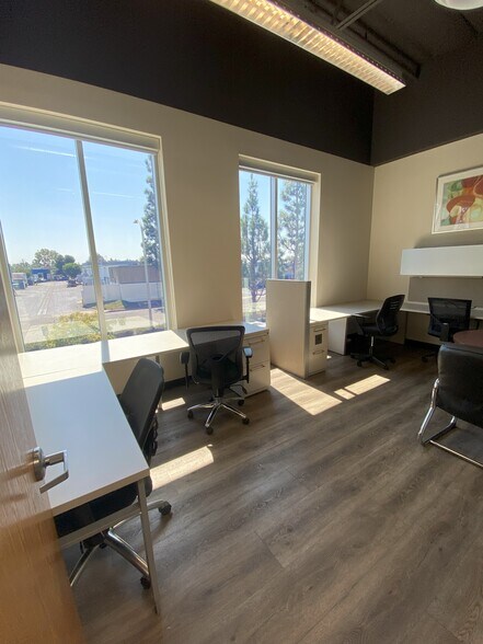 More Photos Of 315 N Puente St, Brea Research And Development For Lease