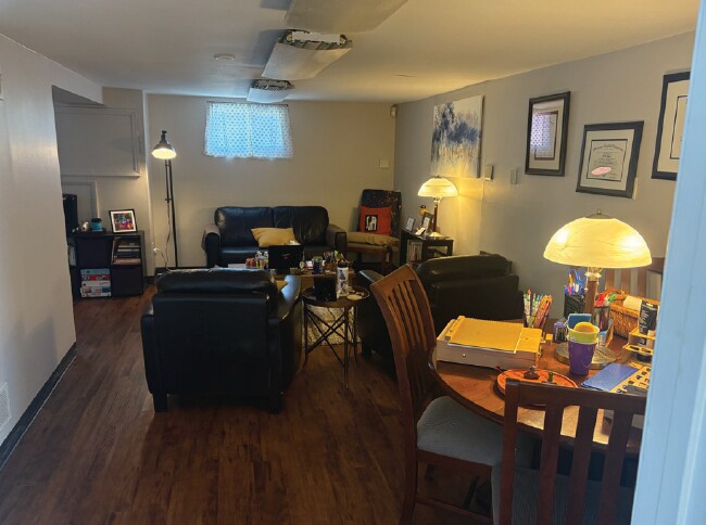 More Photos Of 8135 Manchester Rd, Saint Louis Office Residential For Sale