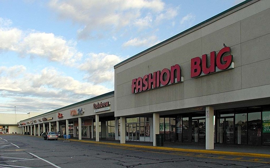 More Photos Of 339 Squire Rd, Revere General Retail For Lease