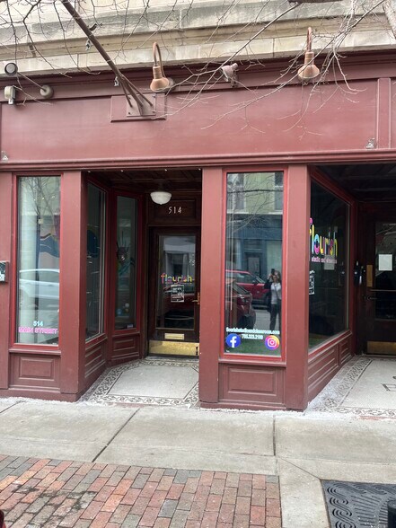 More Photos Of 514-518 Main St, Lafayette Apartments For Lease