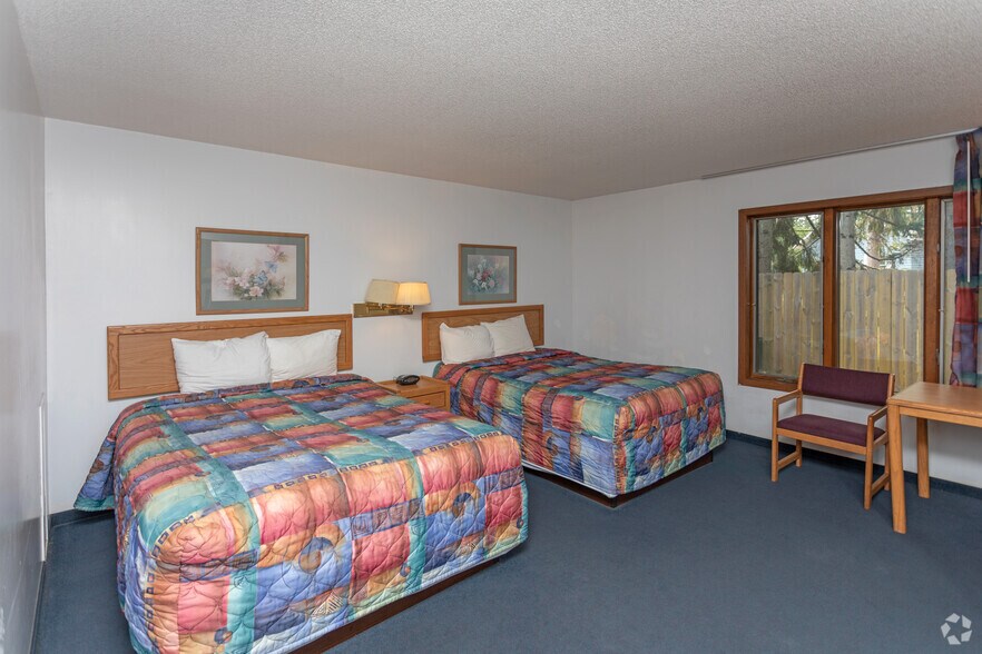 More Photos Of 9966 N State Road 27, Hayward Hotel For Sale