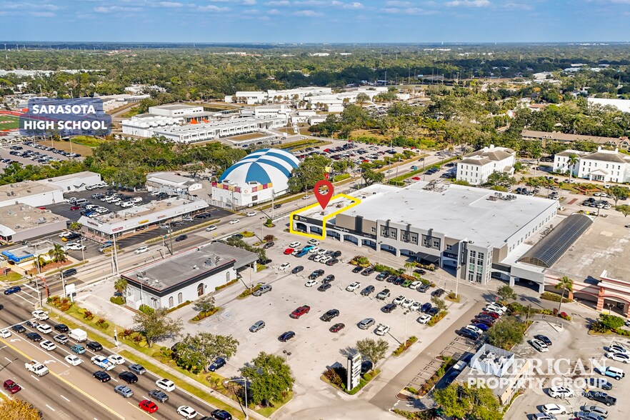 More Photos Of 1201 S Tamiami Trl, Sarasota Bank For Lease