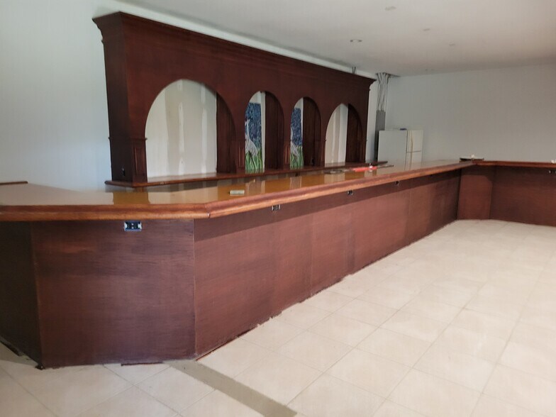 More Photos Of 12001 Highway 441 S, Micanopy Restaurant For Sale