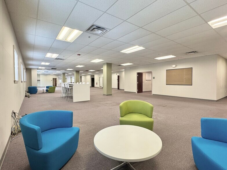 More Photos Of 202 N Duke St, Lancaster Office For Sale