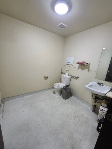 More Photos Of 2-72 N Central Ave, Upland Warehouse For Sale