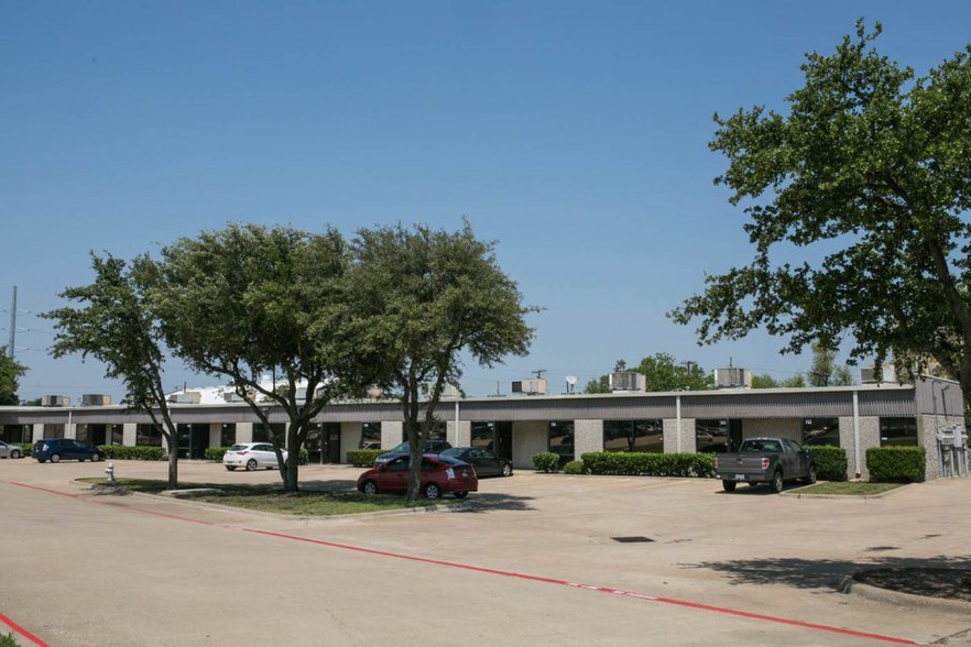 Primary Photo Of 500 E Arapaho Rd, Richardson Flex For Lease