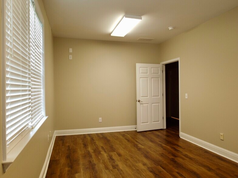 More Photos Of 2151 Eatonton Rd, Madison Office Residential For Sale