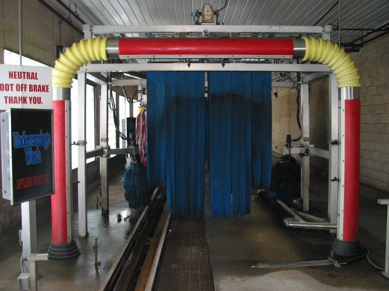 More Photos Of 7300 Lewis Ave, Temperance Carwash For Sale