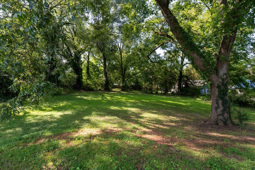 More Photos Of 207 W 2nd Ave, Easley Hospitality For Sale