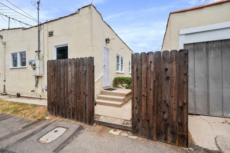 More Photos Of 1620 California Ave, Santa Monica Apartments For Sale