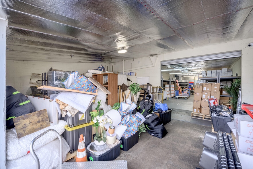 More Photos Of 3210 N San Fernando Blvd, Burbank Warehouse For Sale