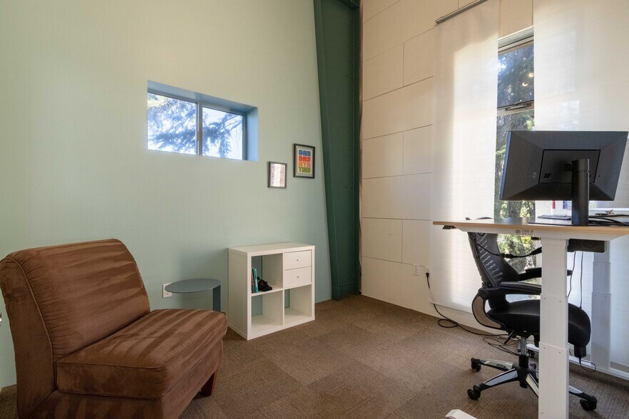 More Photos Of 6940 Burnett St, Sebastopol Office For Sale