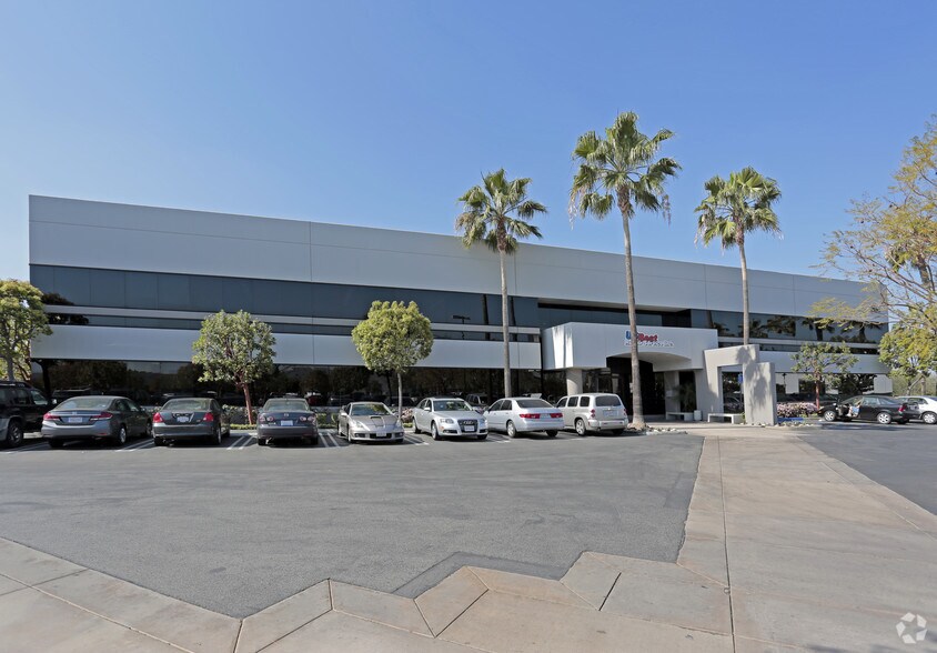 More Photos Of 2004 McGaw Ave, Irvine Flex For Lease
