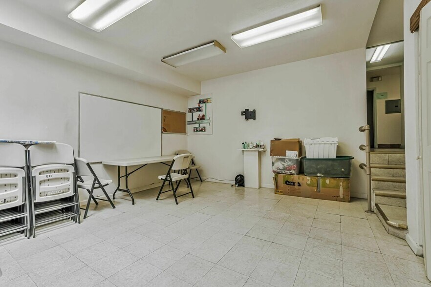 More Photos Of 4110-4118 Judah St, San Francisco Religious Facility For Lease