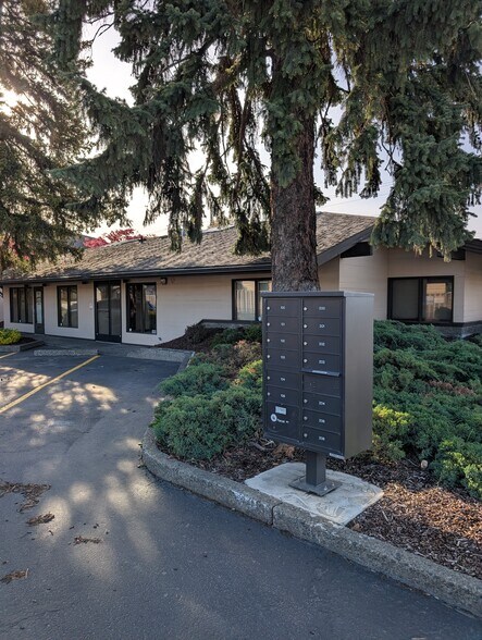 Primary Photo Of 701 N 1st St, Yakima Medical For Lease