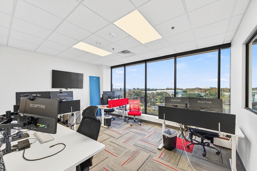 More Photos Of 930 S Harbor City Blvd SW, Melbourne Office For Sale