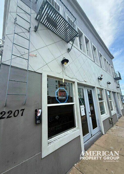 More Photos Of 2203 9th St W, Bradenton Restaurant For Sale