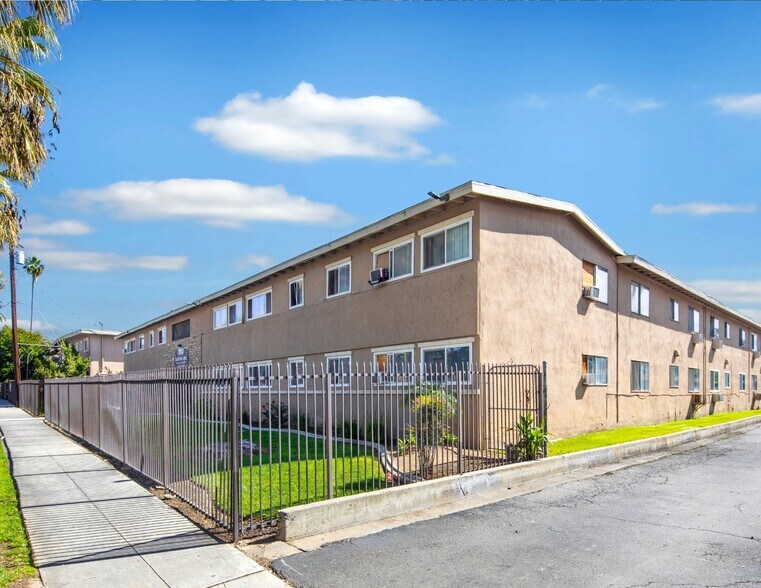 More Photos Of , Riverside Multifamily For Sale