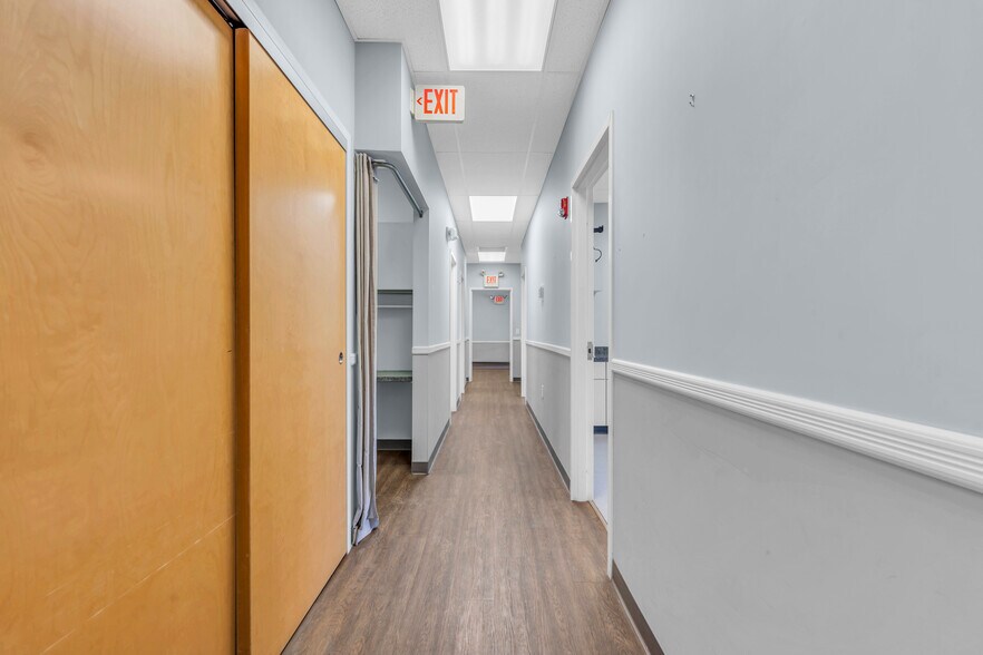 More Photos Of 508 Lakehurst Rd, Toms River Medical For Sale