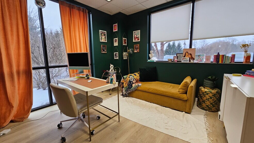 More Photos Of 822 Kumho Dr, Fairlawn Medical For Lease