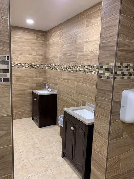 More Photos Of 100 Porter Rd, Pottstown Medical For Sale