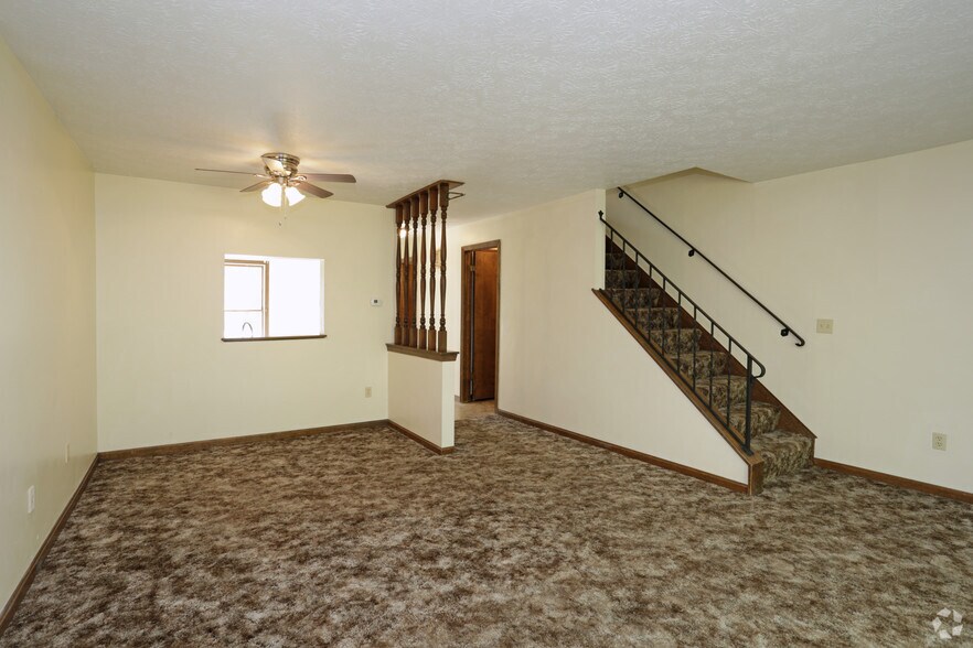 More Photos Of 10795 Timbercrest Dr, Meadville Apartments For Sale