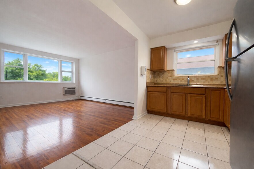 More Photos Of 536 Throggs Neck Expy, Bronx Multifamily For Sale