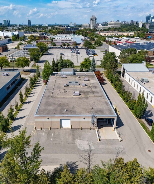 More Photos Of 21 Kern Rd, Toronto Showroom For Sale