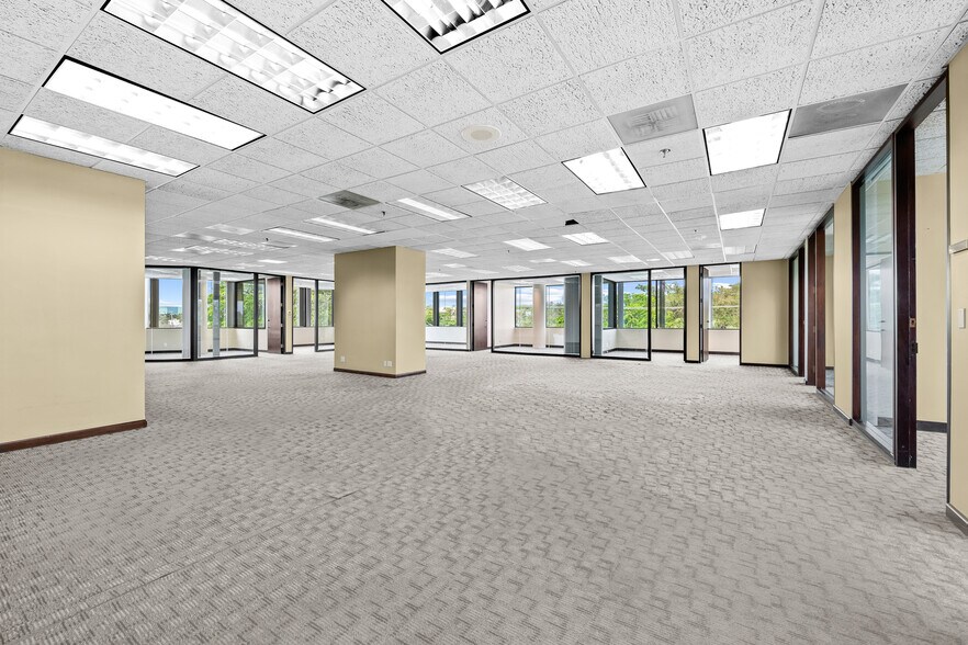 More Photos Of 4800 N Federal Hwy, Boca Raton Medical For Sale