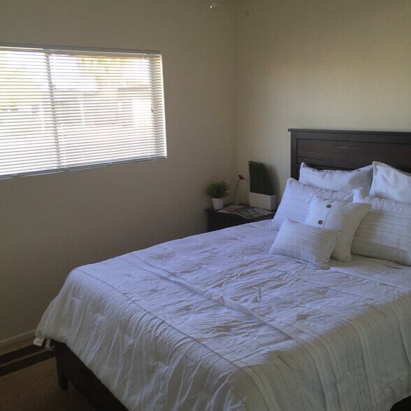 More Photos Of 1100 N California St, Chandler Multifamily For Sale