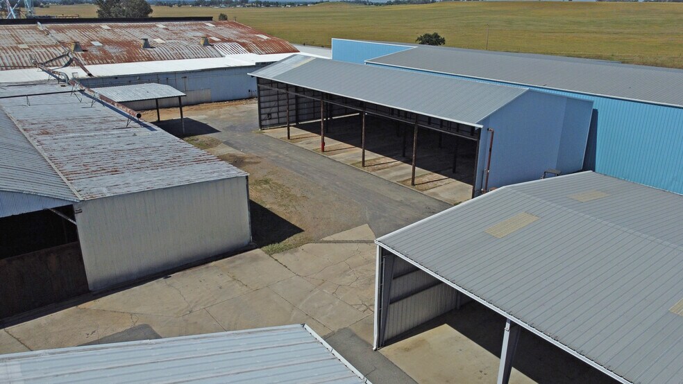 More Photos Of 1980 Kusel Rd, Oroville Manufacturing For Sale