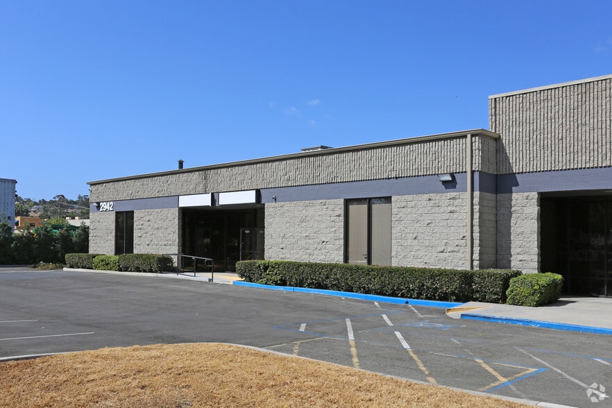 More Photos Of 2942 Industry St, Oceanside Unknown For Lease