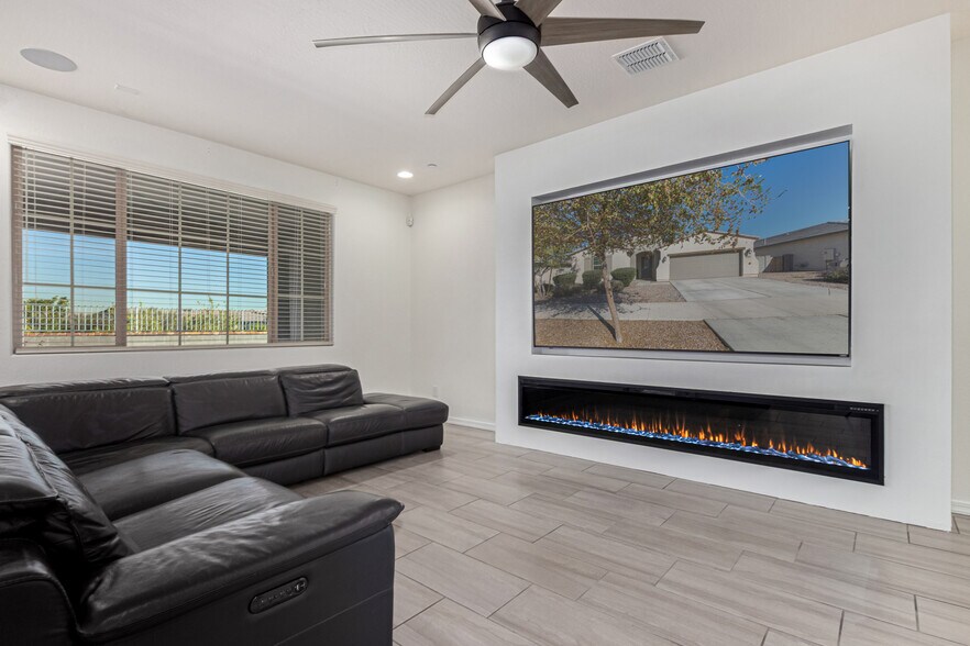 More Photos Of 10838 W San Juan Ave, Phoenix Healthcare For Sale