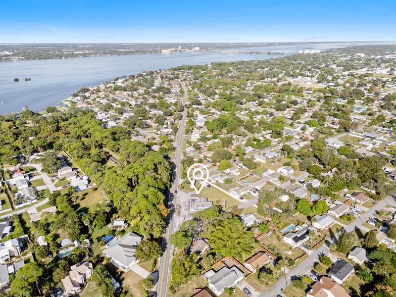 More Photos Of 1310 S Tropical Trl, Merritt Island General Retail For Sale