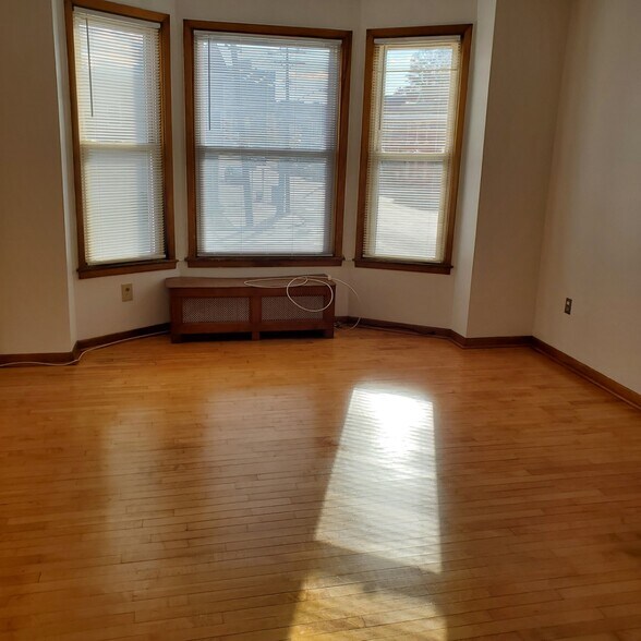 More Photos Of 65-67 Watervliet Ave, Albany Apartments For Lease