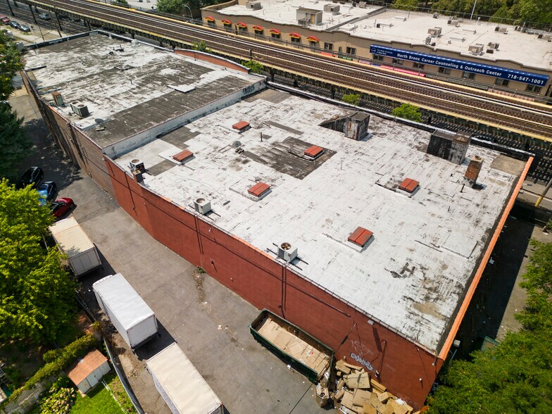 More Photos Of 2916 White Plains, Bronx General Retail For Lease