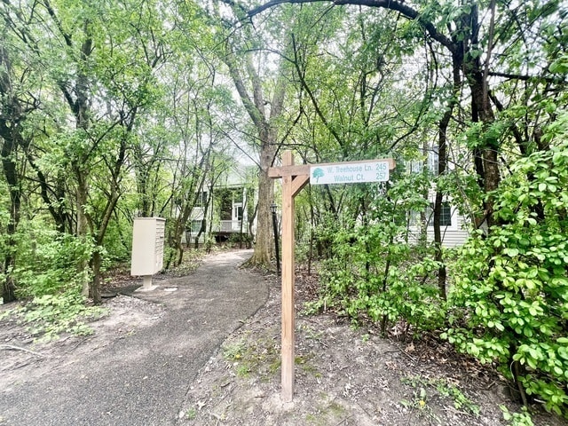 More Photos Of 1-100 N Macgillis Dr, Round Lake Apartments For Sale