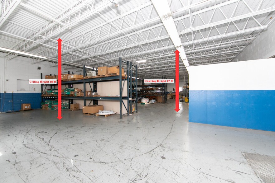 More Photos Of 355 Crider Ave, Moorestown Warehouse For Lease