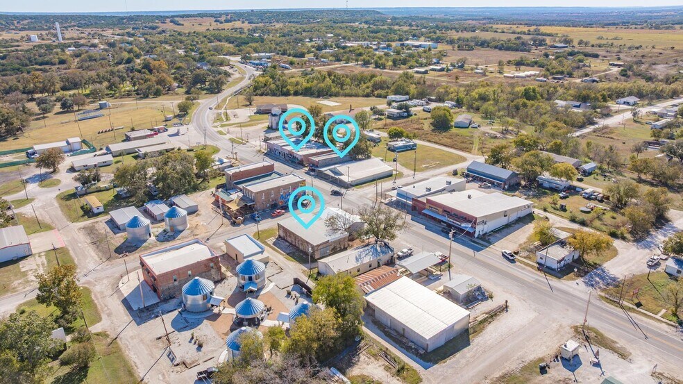 More Photos Of 4153 3rd St, Walnut Springs General Retail For Sale