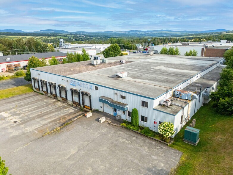More Photos Of 60 Rue Sheard, Coaticook Industrial For Sale