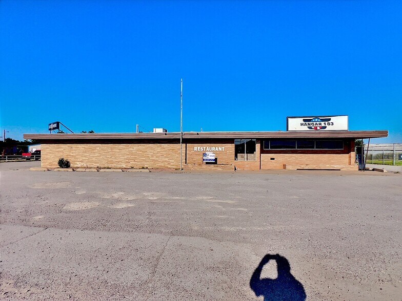 More Photos Of 1120 S 10th St, Frederick Restaurant For Sale