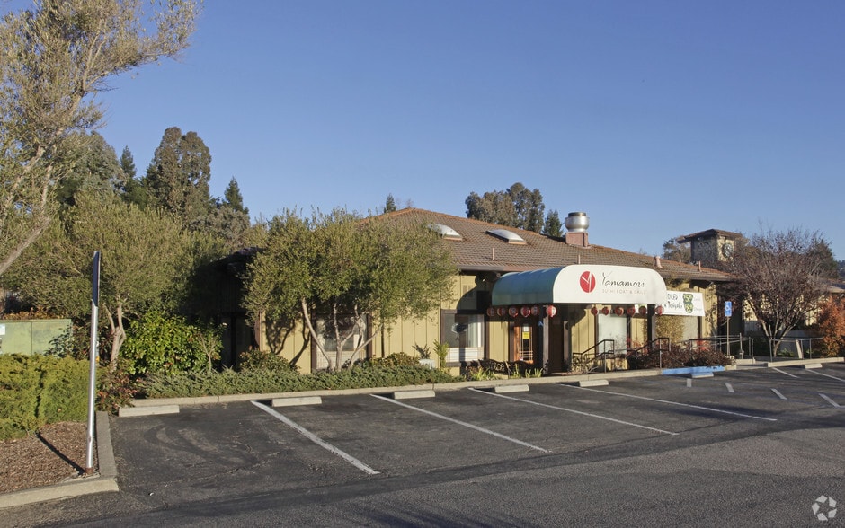 More Photos Of 14 Victor Sq, Scotts Valley Unknown For Lease